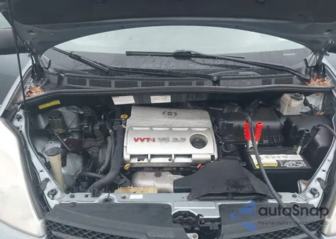 2005 Toyota Sienna Le z USA, uszkodzony, nr VIN 5TDZA23C95S298008